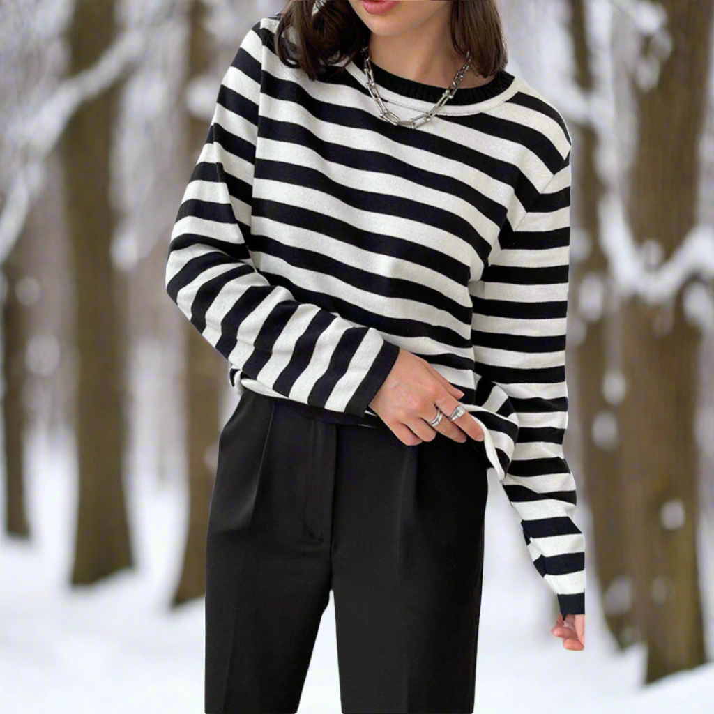 Olivia – Women’s Striped Long-Sleeve T-Shirt
